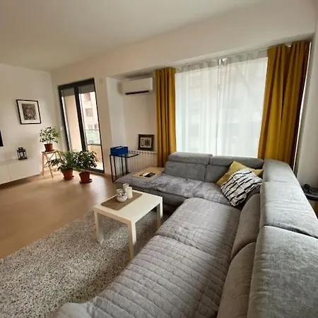 Daire Luxurious And Spacious In Diamond Garden Building *